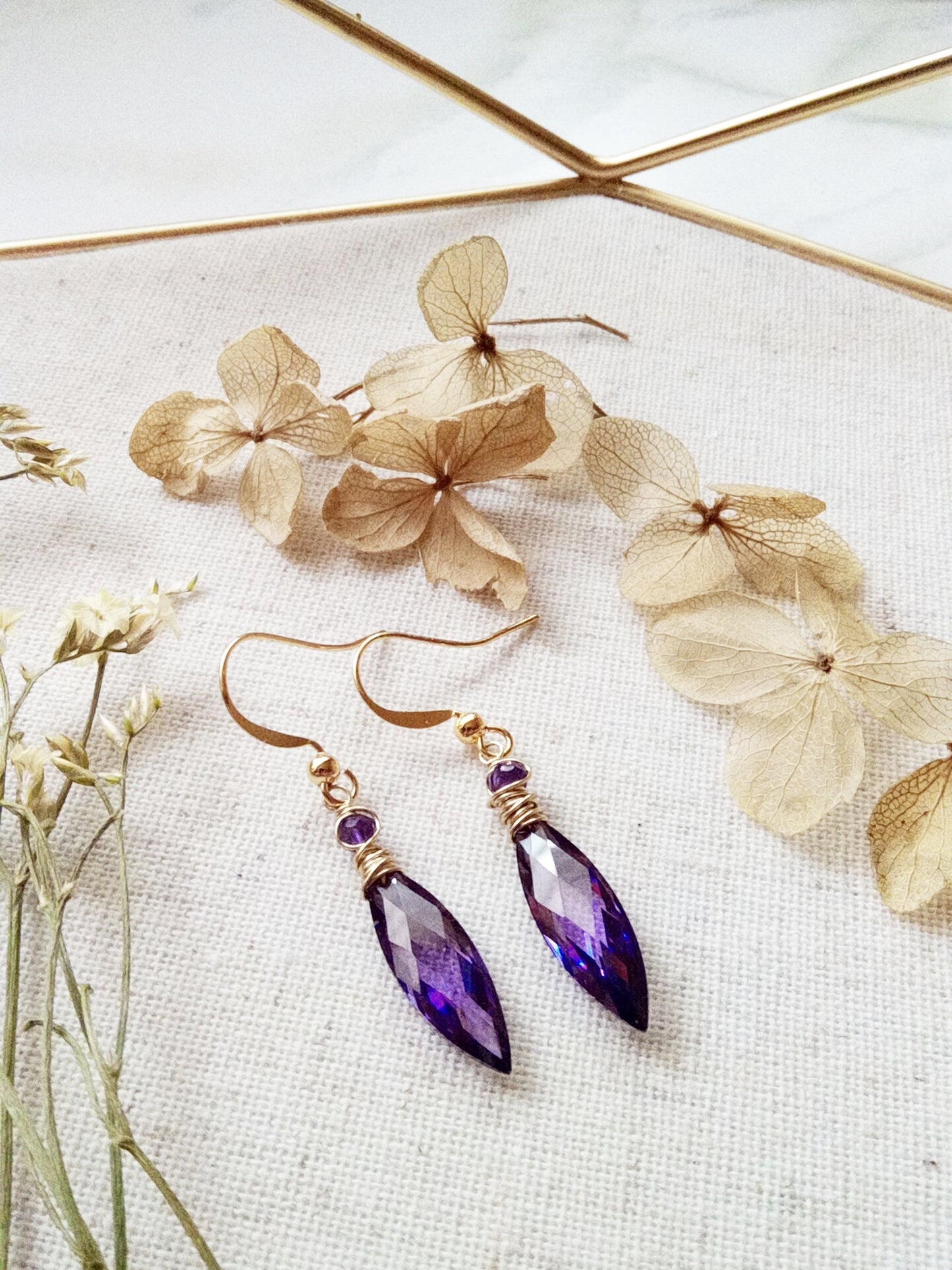 Purple and Gold Earrings, Amethyst Earrings E140033