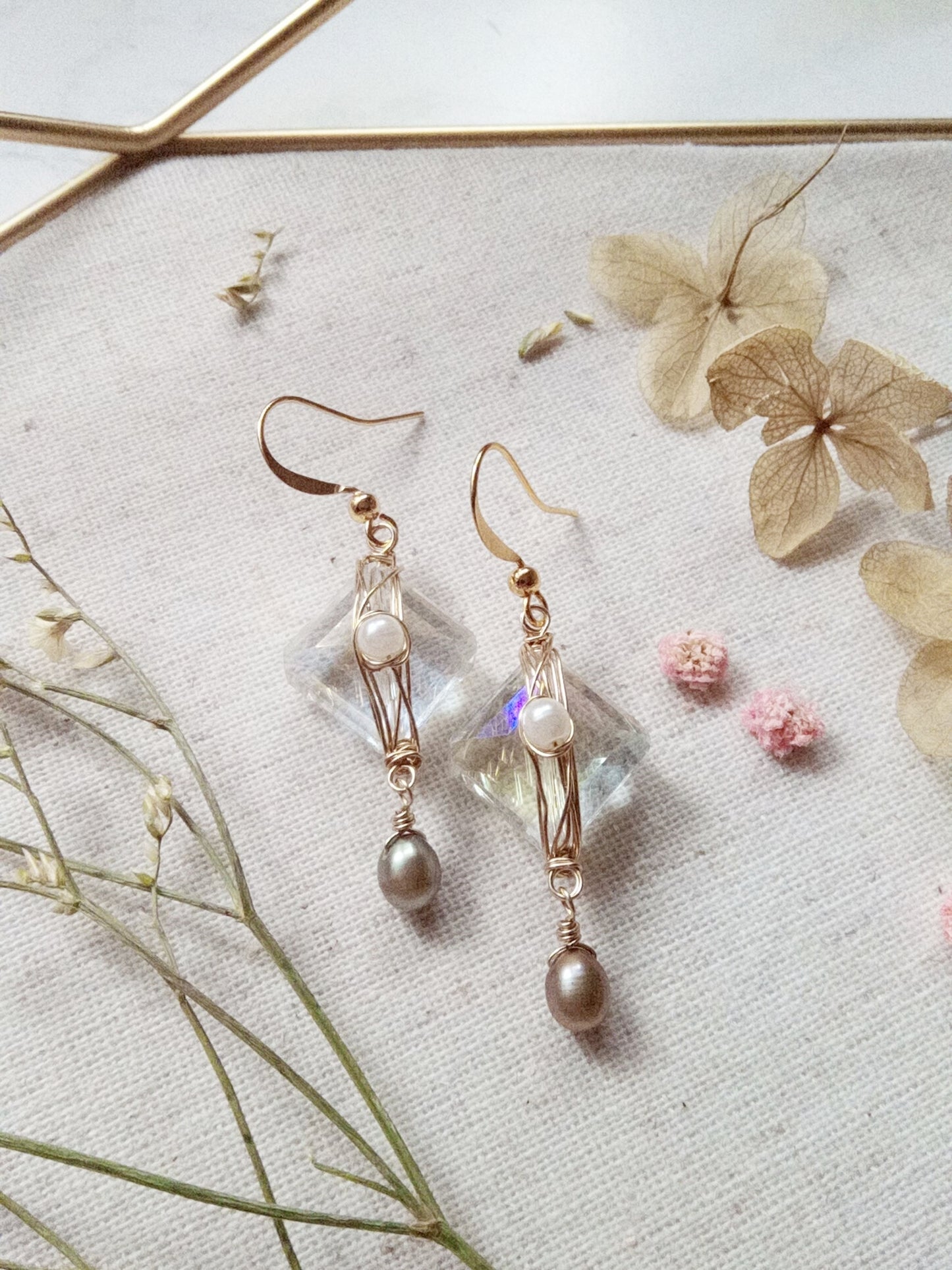 Urban Geometric Freshwater Pearl Gold Filled Earrings E140049