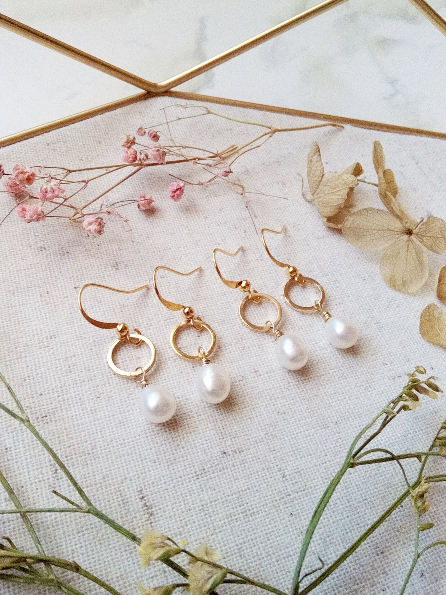 Delicate Freshwater Pearls Gold Filled Earrings E140043