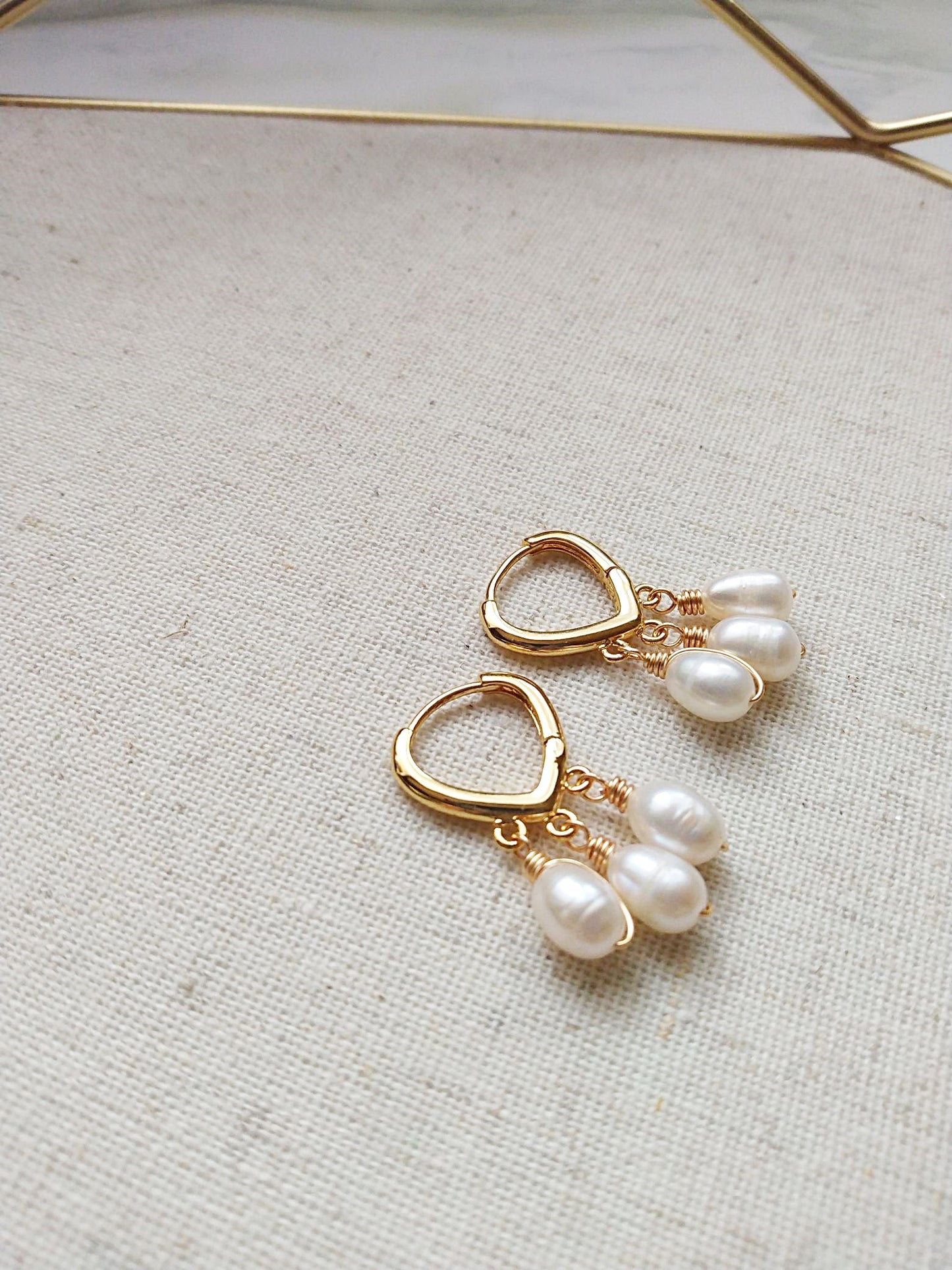 Dainty Off White Freshwater Pearl Huggie Earrings E140103