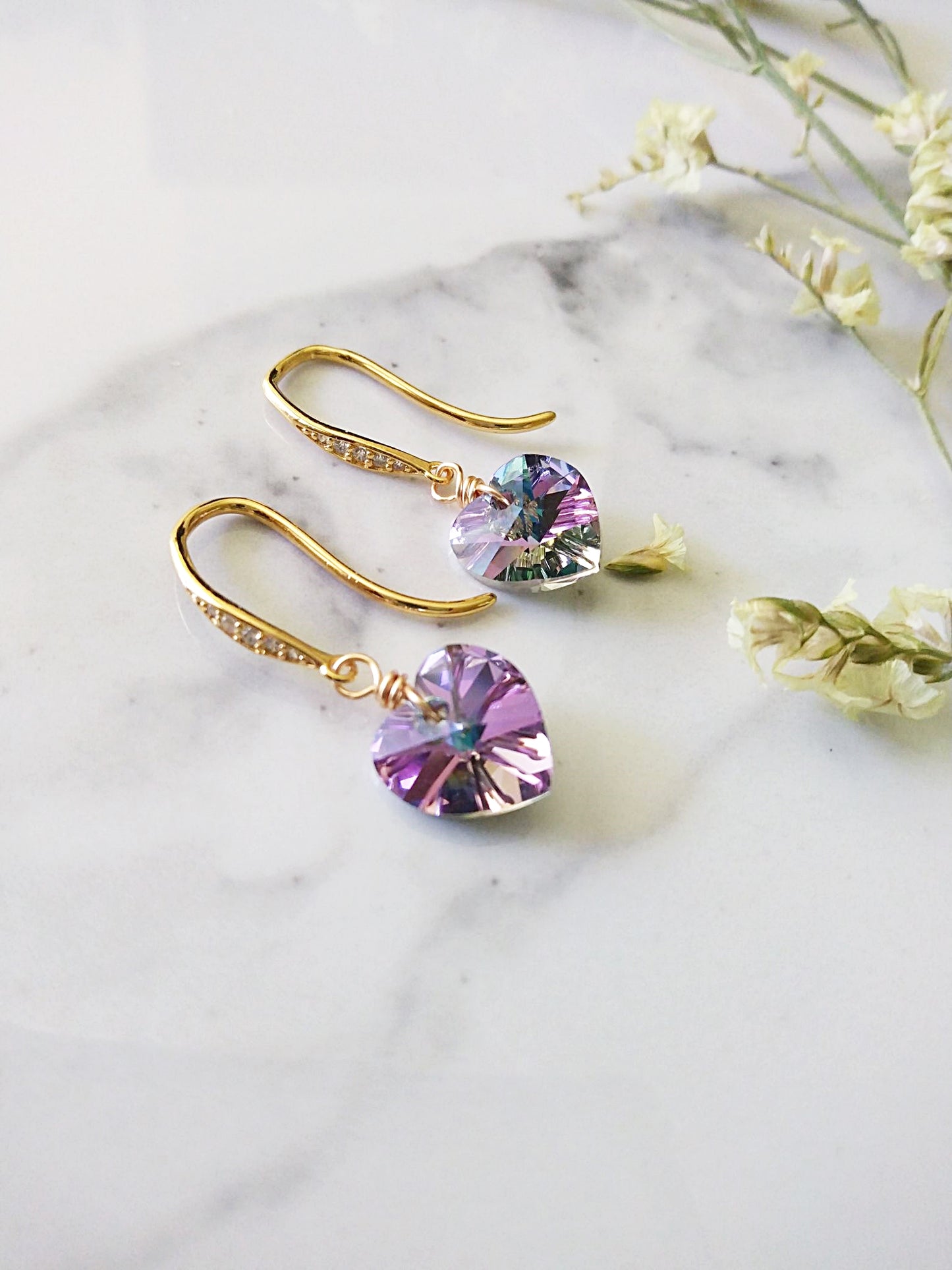 Dainty Austrian Crystal Heart Gold Earrings E140077
