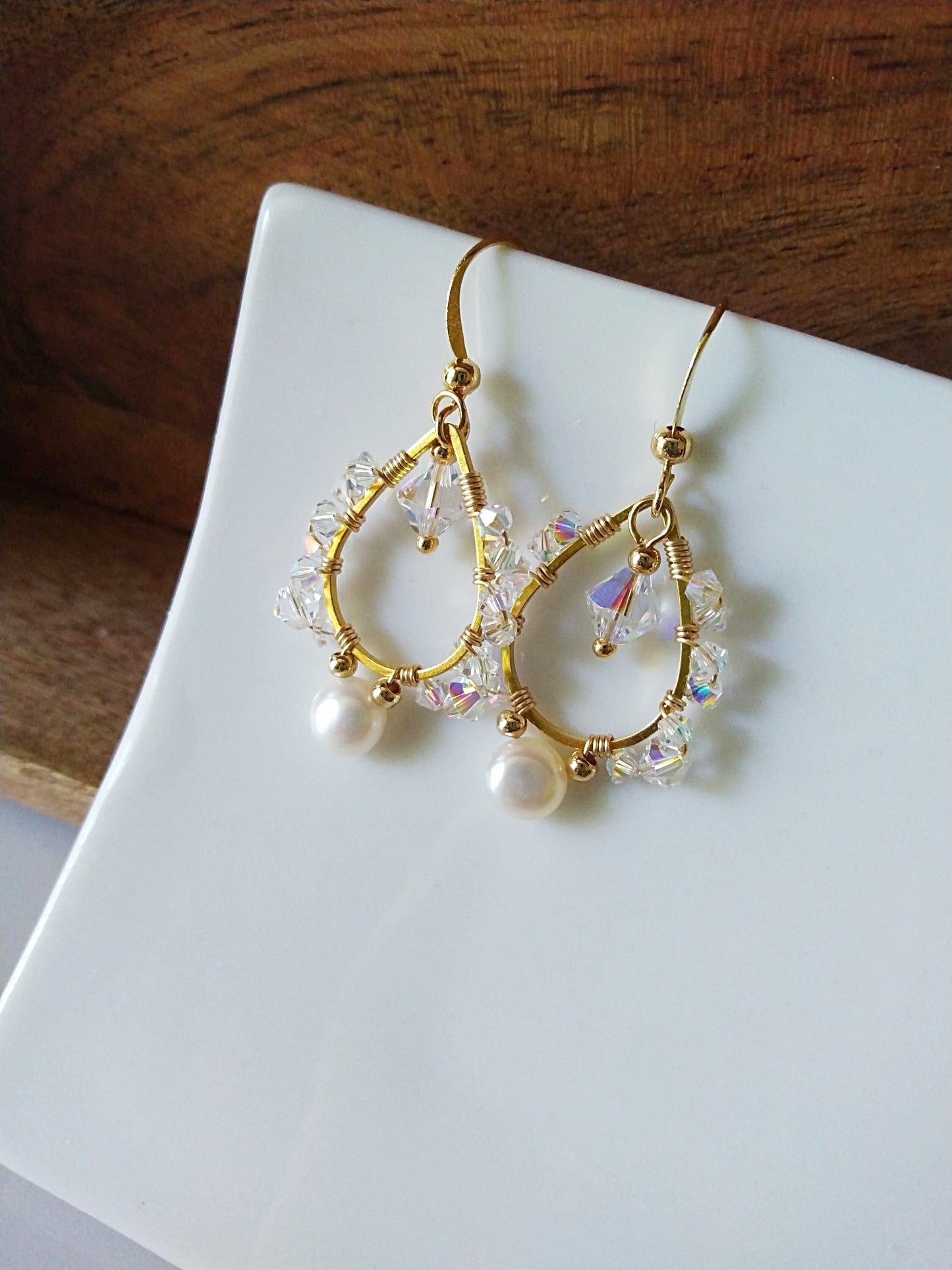 Off White Pearl and Crystal Bridal Gold Filled Earrings E140109