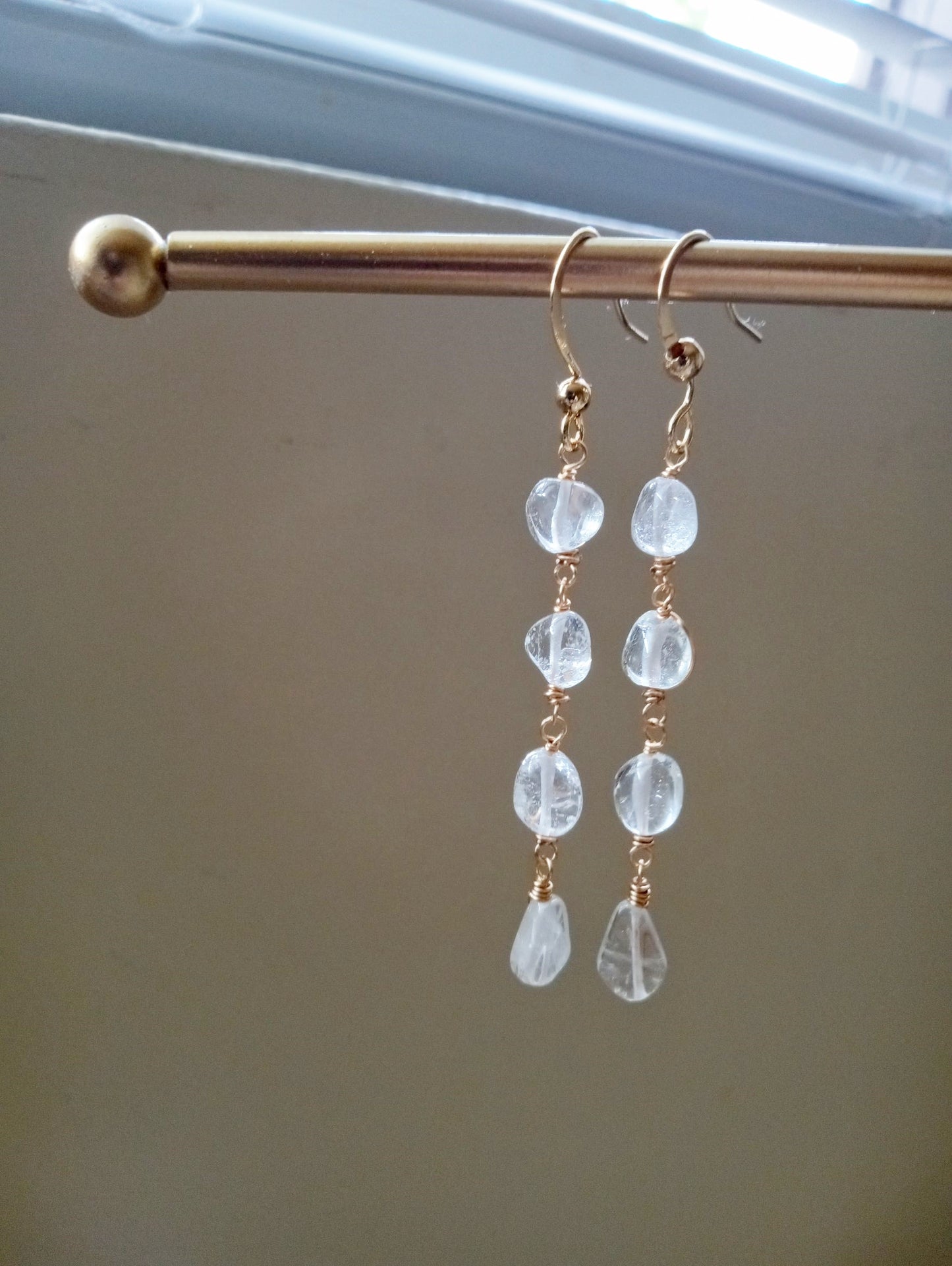 Clear Quartz Dangle Gold Filled Earrings E140028