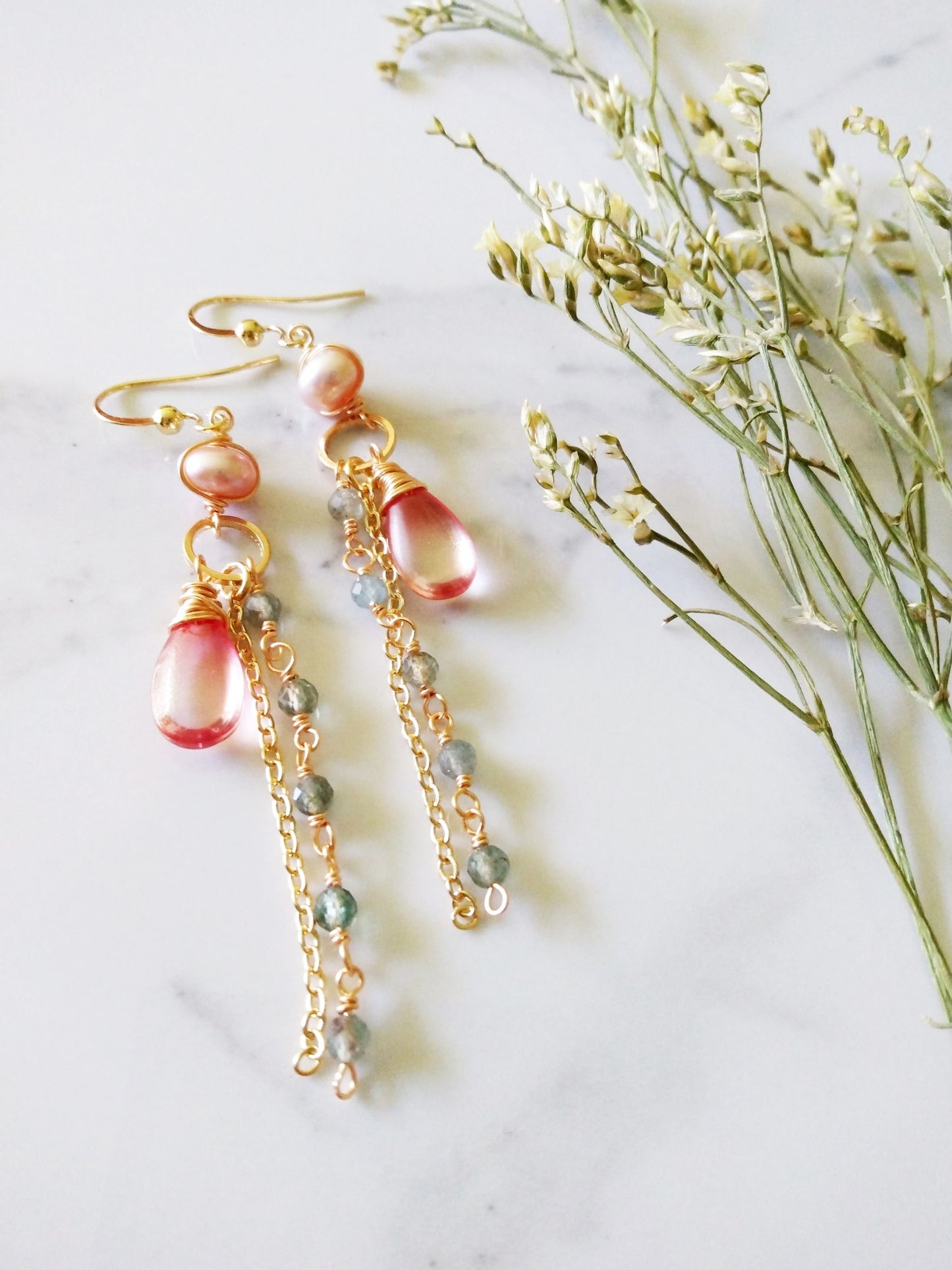 Dreamy Mauve Freshwater Pearl Apatite Gold Filled Earrings E140162