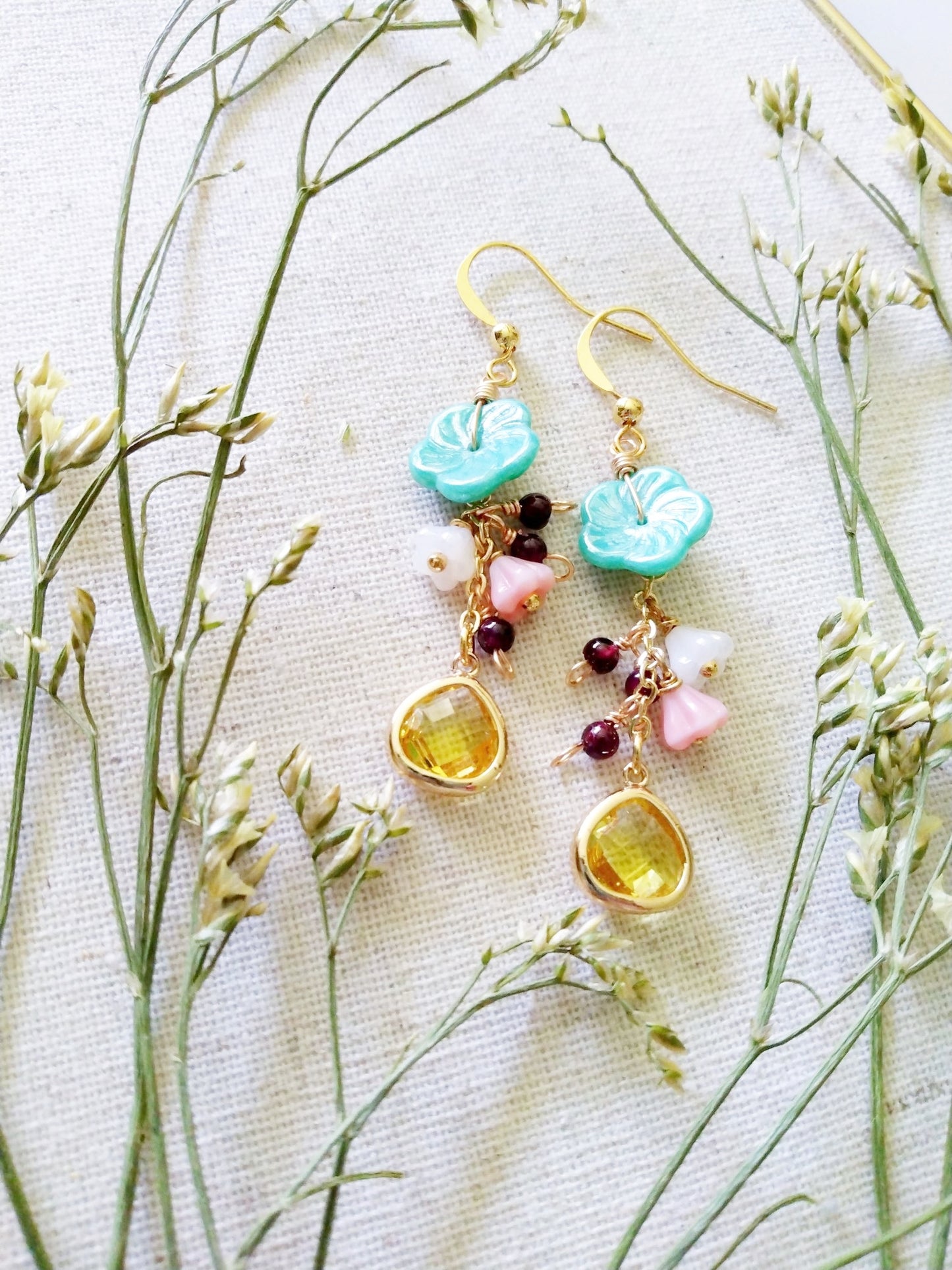 Rustic Czech Glass Flower Gold Filled Earrings E140078